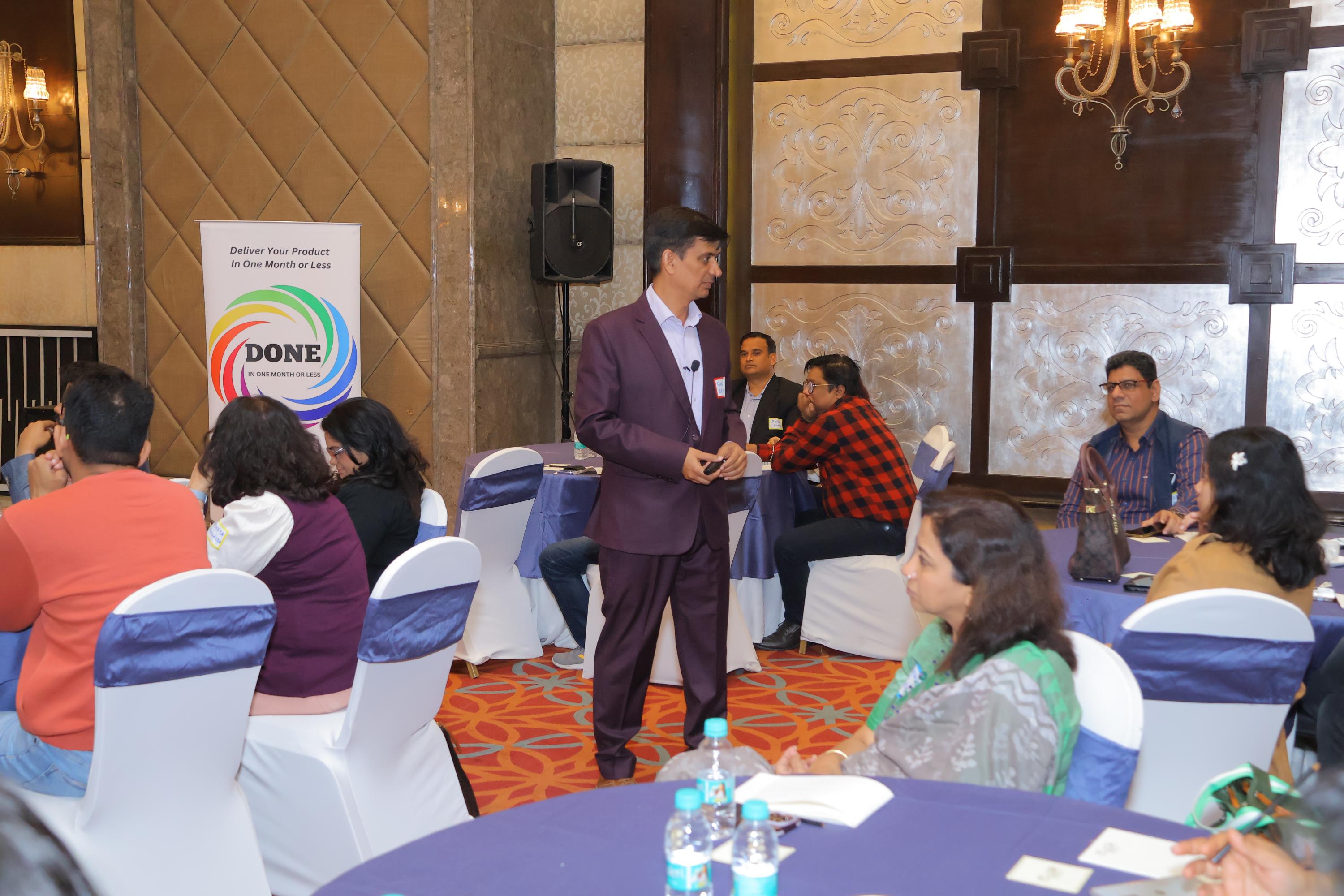 Sanjay Saini interacting with attendees at Agile Leadership Day India